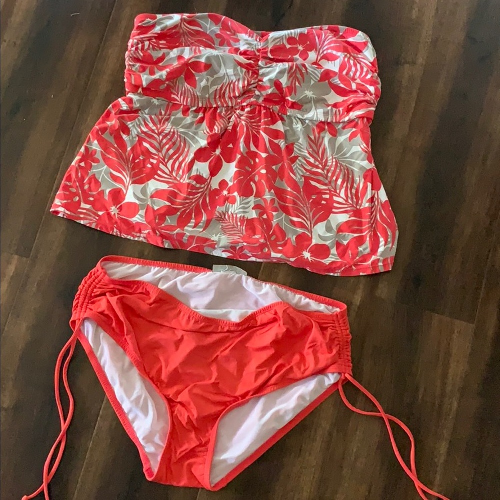 Tankini women’s swim
